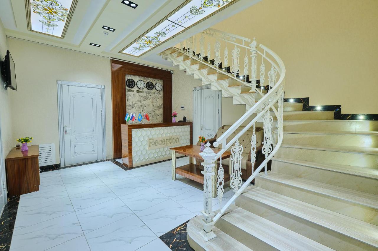 Gunesh Hotel Samarkand Buitenkant foto