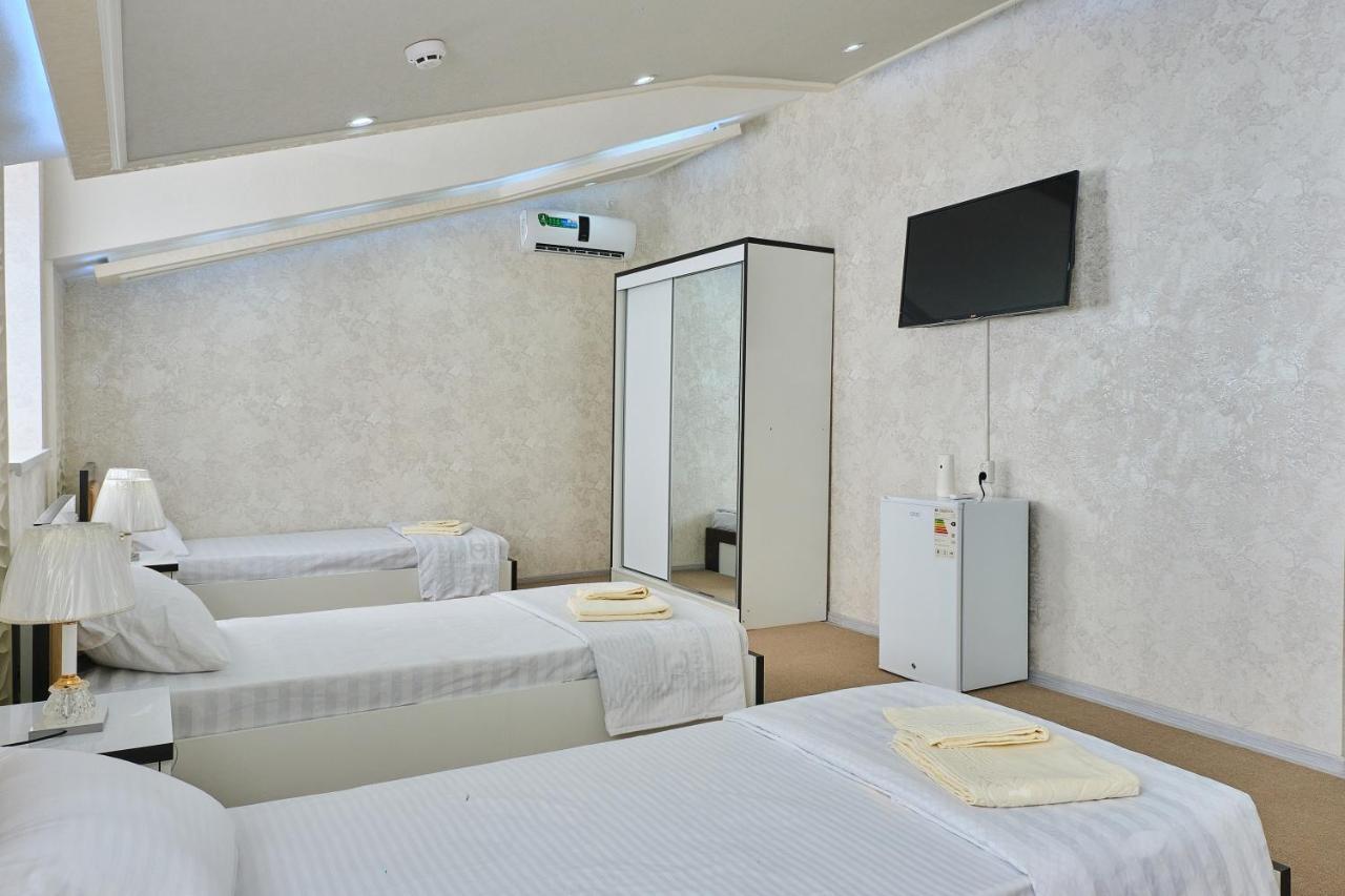 Gunesh Hotel Samarkand Buitenkant foto
